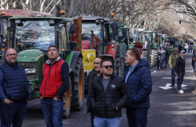 ep una nueva tractorada recorre valncia en un grito unitario contra mercosur ep una nueva tractorada recorre valncia en un grito unitario contra mercosur