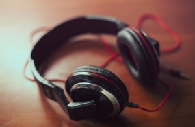 Headphones Headphones