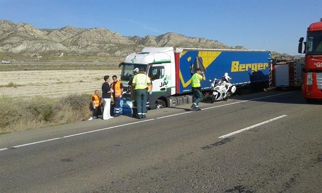 Accidente de tráfico en Osera de Ebro. | GUARDIA CIVIL ep accidentetraficooseraebro