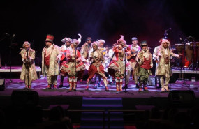 ep archivo   actuacion de ganadores del carnaval de cadiz en el auditorio riberas del guadaira de