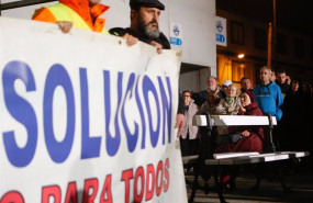 ep archivo   decenas de personas durante una protesta de trabajadores de alcoa a 30 de octubre de