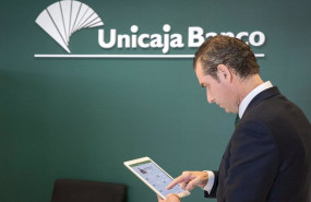 ep archivo   la junta quiere un andaluz liderando unicaja tras fusion ahora y en los proximos dos