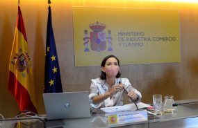 ep archivo   la ministria de industria comercio y turismo reyes maroto durante la reunion