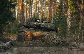 ep archivo   un vehiculo de combate de infanteria cv90mkiiic de bae systems