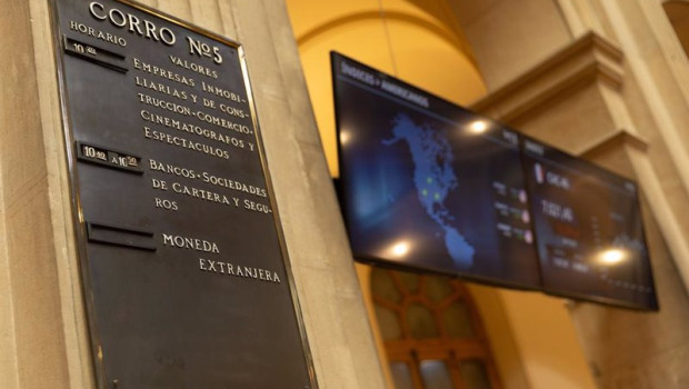 ep archivo   valores de las empresas en el palacio de la bolsa de madrid a 10 de octubre de 2023 en