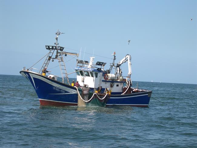 Barco pesquero en una costa de Andalucía | JUNTA DE ANDALUCÍA - Archivo ep barco pesquerouna costaandalucia