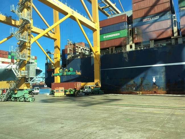 Buque en el puerto de València | VALENCIAPORT ep buquepuertovalncia