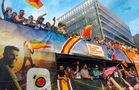 ep carroza de turespana en el orgullo