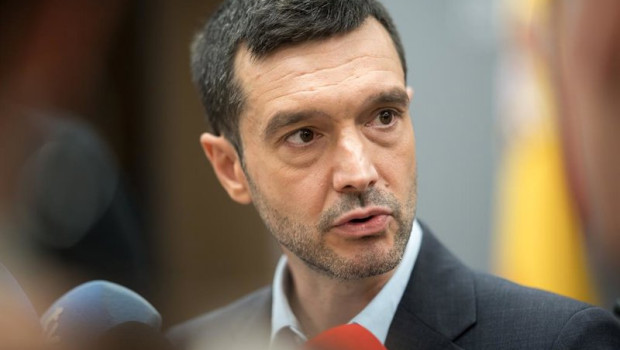 ep el ministro de derechos sociales consumo y agenda 2030 pablo bustinduy atiende a los medios ante