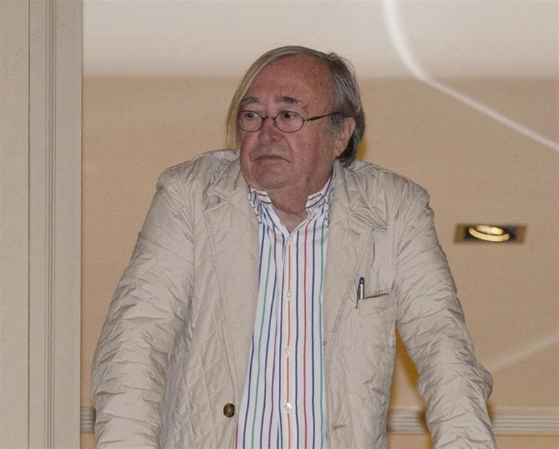 ep el periodista jose oneto en una foto de la semana santa de 2016 en malaga ep el periodista jose oneto en una foto de la semana santa de 2016 en malaga