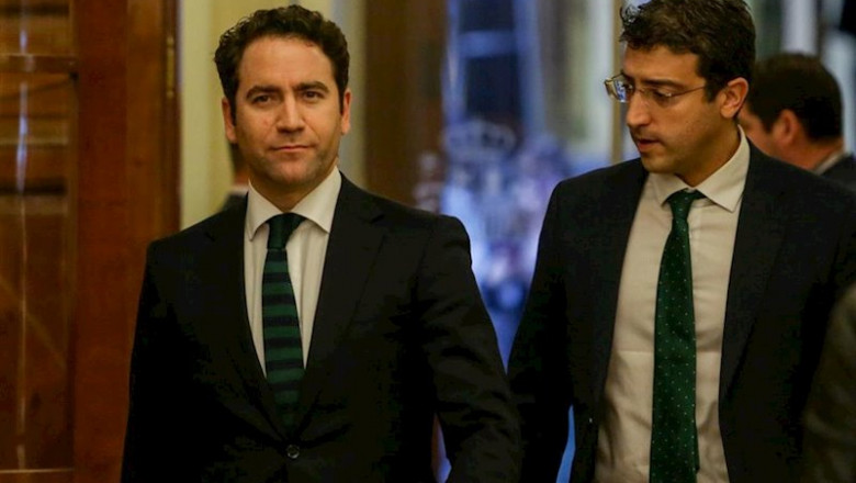 ep el secretario general del partido popular teodoro garcia egea i a su llegada a la primera sesion