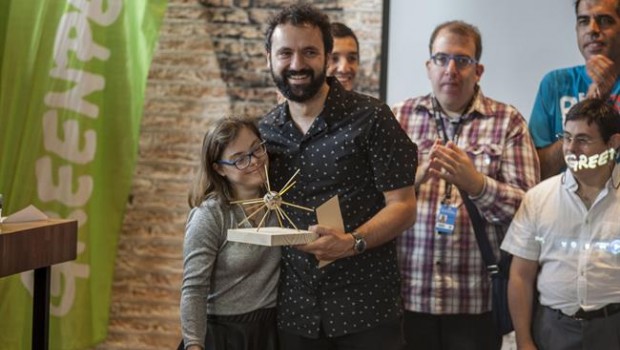 ep entregapremio lurragreenpeace a dantza