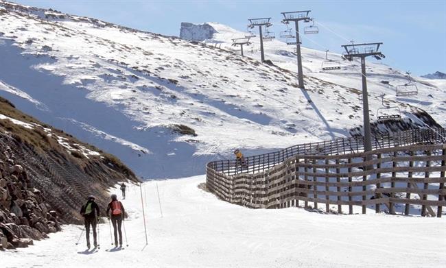 Esquiadores de montaña en Sierra Nevada | CETURSA ep esquiadoresmontanasierra nevada
