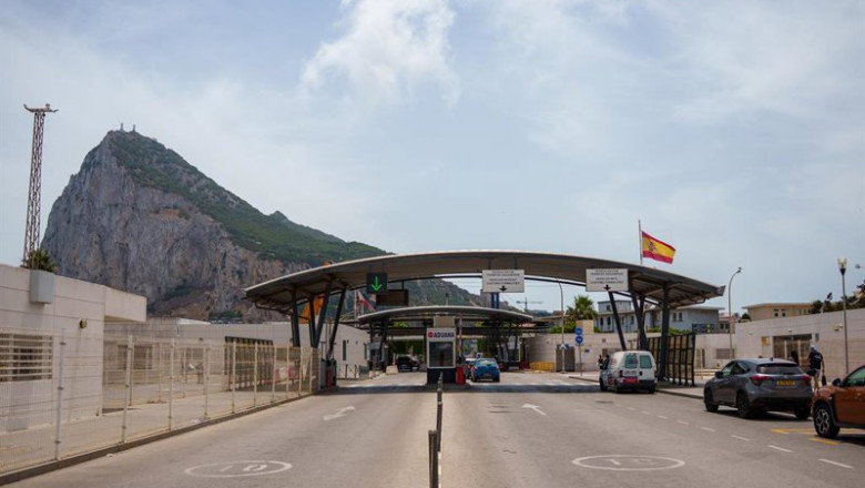 ep imagenes de la frontera entre espana y gibraltar