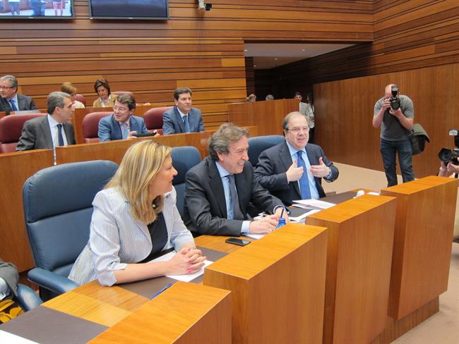 Juan Vicente Herrera, en el Pleno de las Cortes regionales | EUROPA PRESS ep juan vicente herrera enplenolas cortes regionales