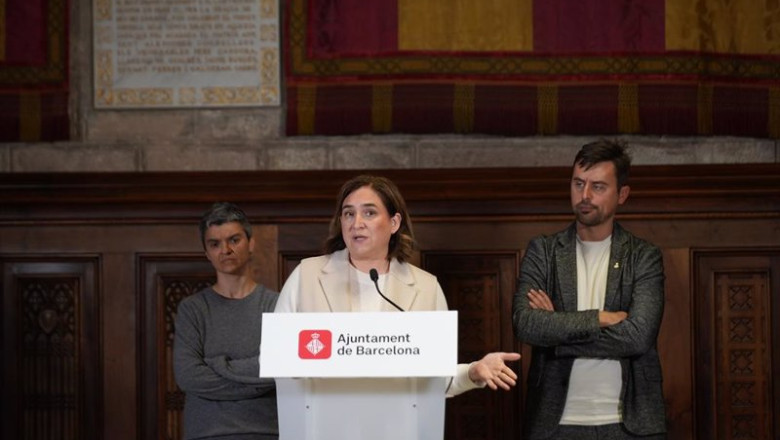 ep la alcaldesa de barcelona ada colau durante una rueda de prensa tras declarar por presuntamente ep la alcaldesa de barcelona ada colau durante una rueda de prensa tras declarar por presuntamente