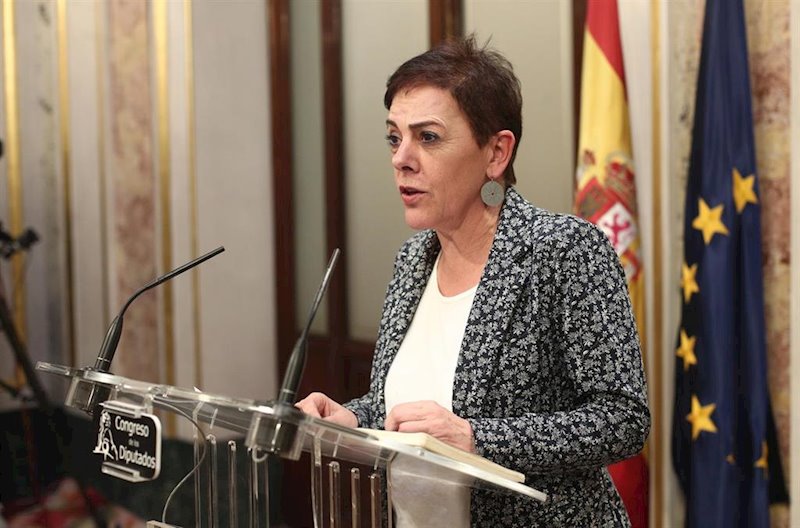 ep la portavoz de eh bildu en el congreso mertxe aizpurua en rueda de prensa