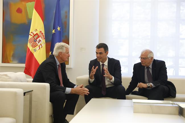 Pedro Sánchez recibe al jefe de la negociación de la Unión Europea con el Reino | Marta Fernández Jara - Europa Press ep pedro sanchez recibejefela negociacionla union europeareino