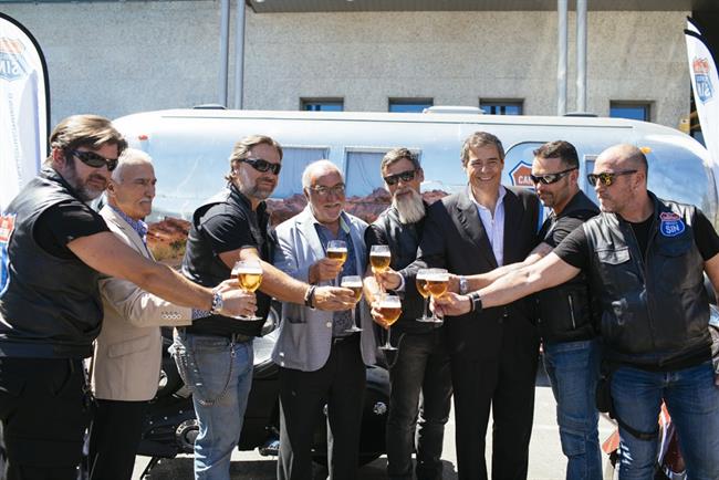 Pere Navarro (DGT) recibe a los embajadores de 'En la carretera, cerveza SIN' | CERVECEROS DE ESPAÑA ep pere navarro dgt recibelos embajadores de encarretera cerveza sin