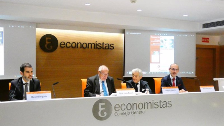 ep presentacion del 45 anos de evolucion de los principales sectores de la economia espanola ep presentacion del 45 anos de evolucion de los principales sectores de la economia espanola