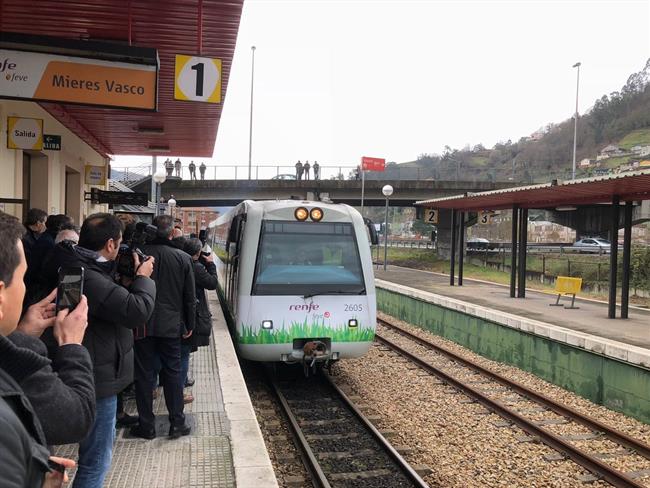 Primer tren de Gas Natural Licuado en Asturias | EUROPA PRESS ep primer trengas natural licuadoasturias