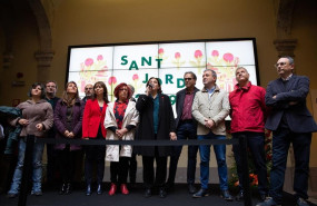 ep sant jordi- av- colau recuerdalos politicos presoslamenta la excepcionalidad politica