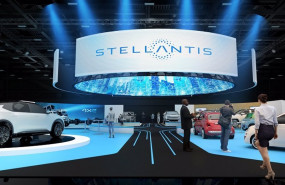 ep stand stellantis en el ces 2022