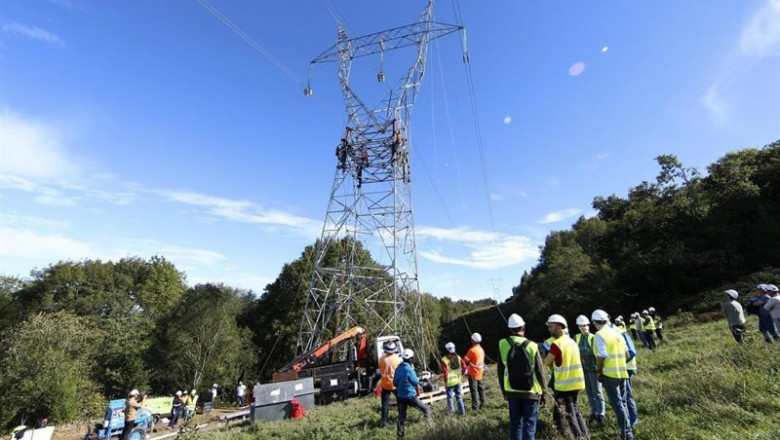 ep torre electrica de la linea hernani argia