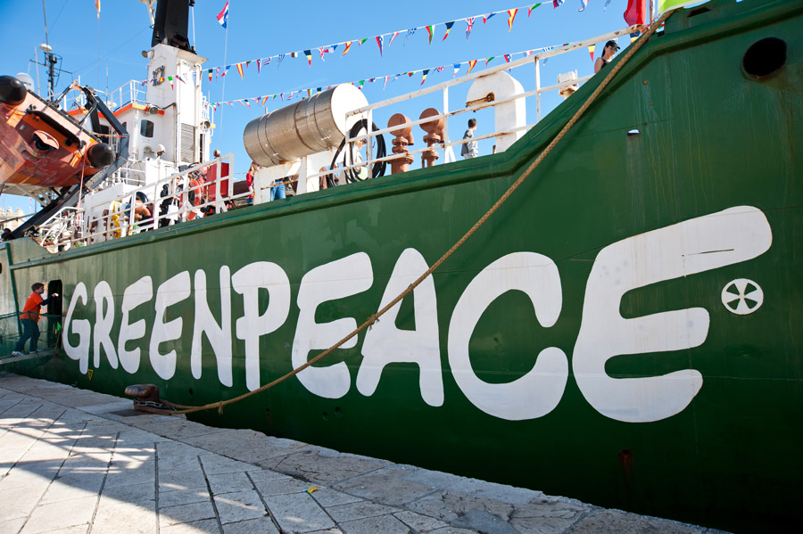Greenpeace y Fundación Renovables: el H2Med, trampa para la transición energética