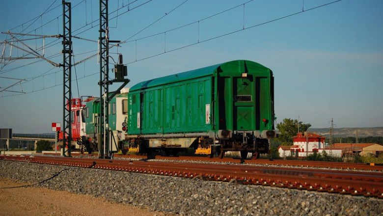 Adif realiza pruebas en el tramo de alta velocidad Pedralba de la Pradería-Ourense | ADIF ep adif realiza pruebas en el tramo de alta velocidad pedralba de la praderia-ourense