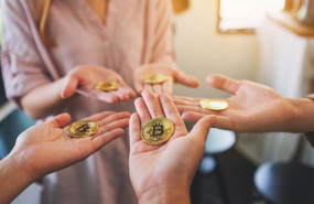 ep archivo   el 37 de los espanoles que invierten en criptomonedas tienen entre 25 y 39 anos