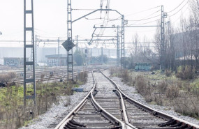 ep archivo   unas vias de tren