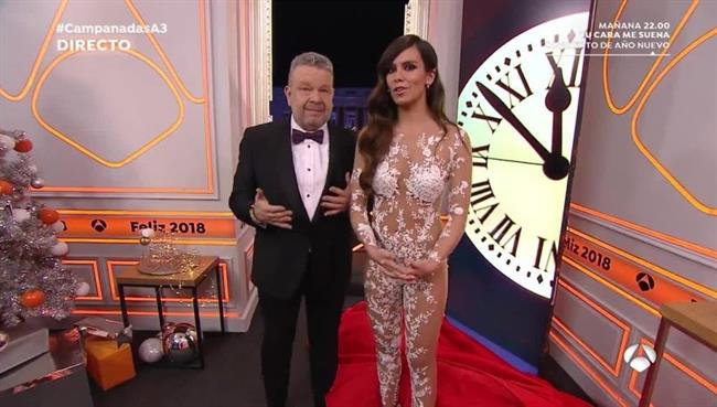 Cristina Pedroche y Alberto Chicote dan las Campanadas de 2017 en Antena 3 | ATRESMEDIA ep cristina pedrochealberto chicote dancampanadas2017antena 3