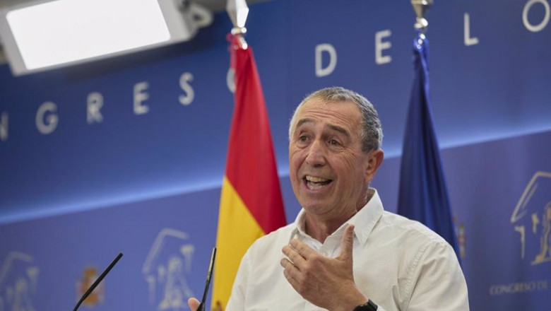 El portavoz de Compromís en el Congreso, Joan Baldoví, interviene en una rueda de prensa anterior a una Junta de Portavoces en el Congreso de los Diputados, a 26 de octubre de 2021, en Madrid, (España). | EUROPA PRESS/J. Hellín. POOL - Europa Press ep el portavoz de compromis en el congreso joan baldovi interviene en una rueda de prensa anterior a