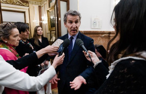 ep el presidente del pp alberto nunez feijoo atiende a los medios de comunicacion a su llegada a una