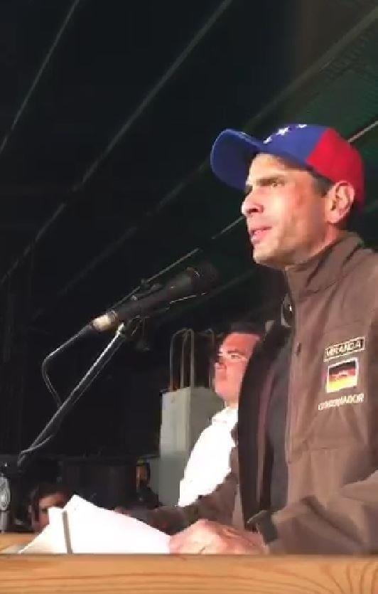 ep henrique capriles da declaracionesla prensa