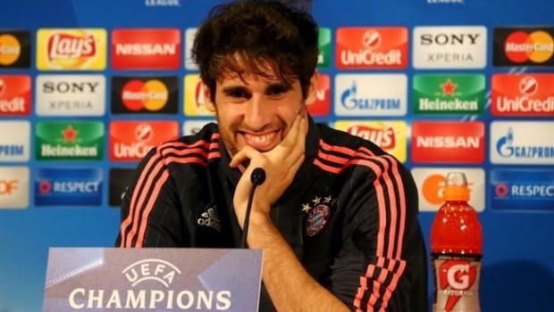 ep javi martinezuna ruedaprensaligacampeonesbayern