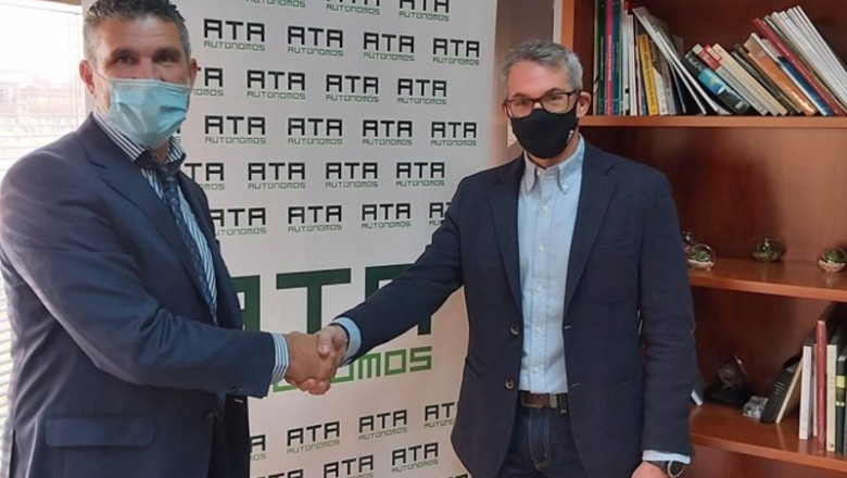 José Luis Perea, secretario general de ATA (izquierda), y Luis J. Morán (derecha), presidente del Consejo General de Colegios Oficiales de Dietistas-Nutricionistas. | ATA ep jose luis perea secretario general de ata izquierda y luis j moran derecha presidente del consejo