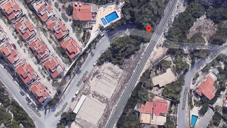 La calle Londres de El Campello, en la que ha tenido lugar el ahogamiento | GOOGLE MAPS ep la calle londres de el campello en la que ha tenido lugar el ahogamiento