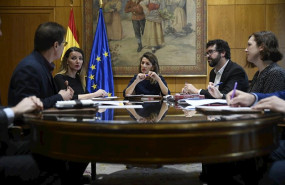 ep la secretaria general de la union de autonomos utae maria jose landaburu la ministra de trabajo y