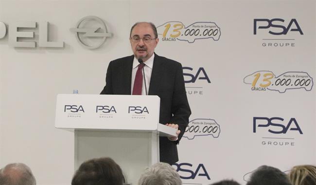 Lambán en la planta de Opel. | EUROPA PRESS ep lambanla plantaopel