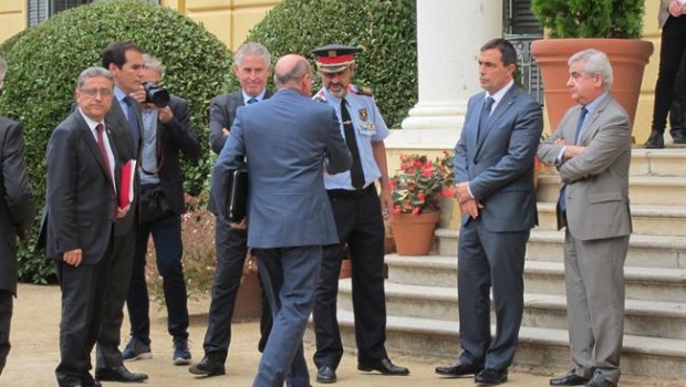 ep mayor jl trapero saludacoronel dperezlos cobos ante janieto