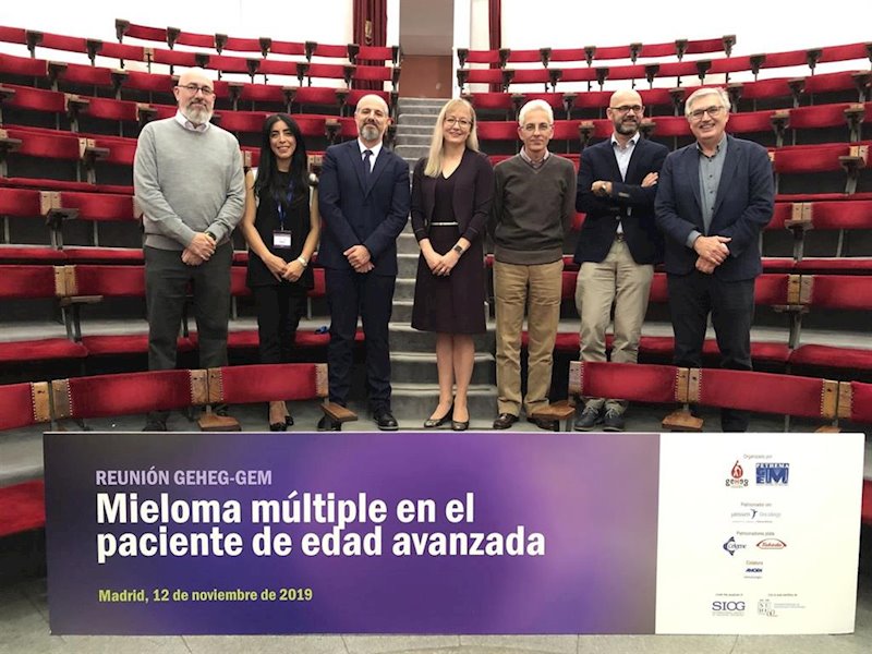 ep participantes de la reunion mieloma multiple en el paciente de edad avanzada