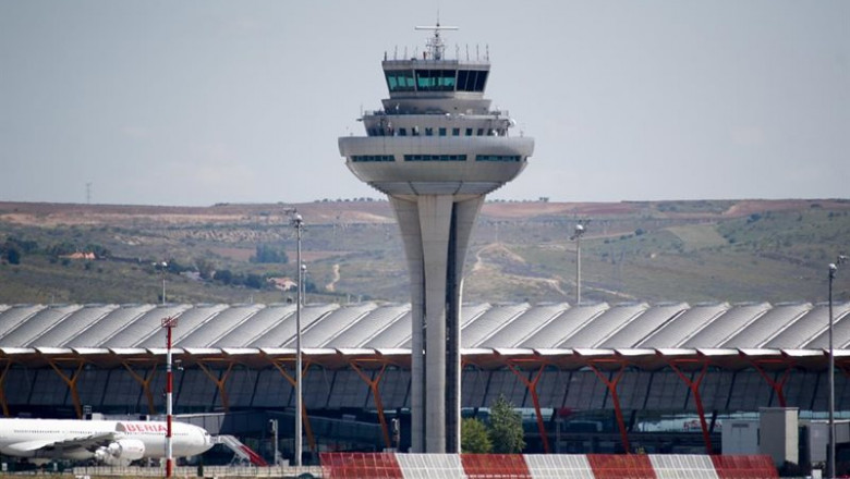 ep torre de control de la terminal 3 del aeropuerto de madrid-barajas adolfo suarez