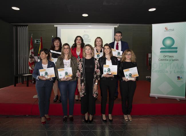Valladolid (25-05-2018).- Distintivos 'Óptima' | JCYL ep valladolid 25-05-2018- distintivos optima
