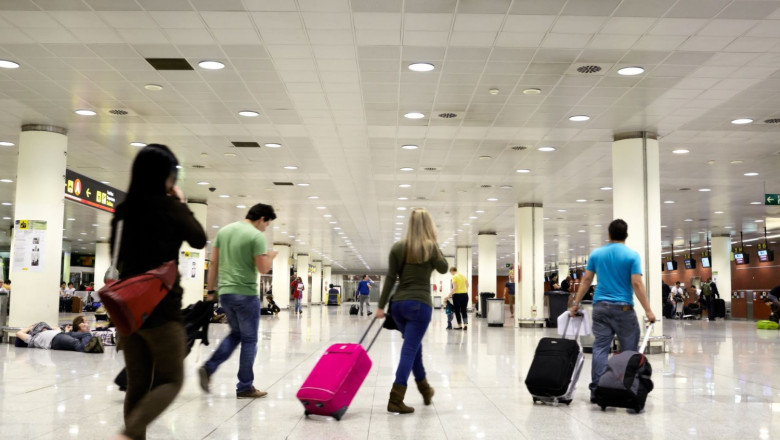 personas aeropuertos 
