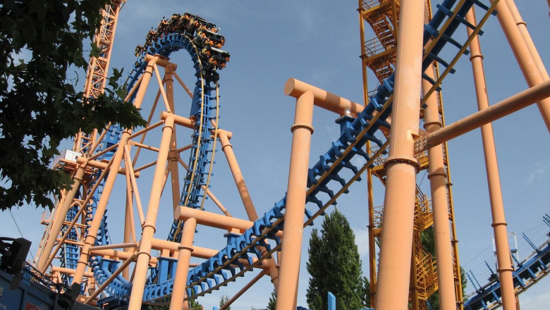 1582046154 amusement park 12566061280