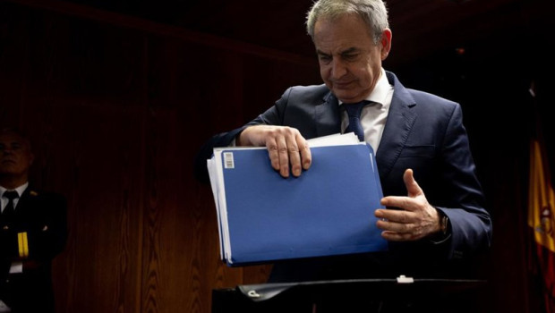 ep archivo   el expresidente del gobierno jose luis rodriguez zapatero comparece ante la comision de