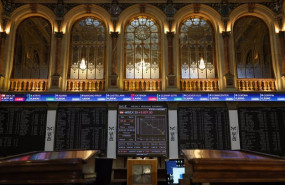 ep archivo   un panel del ibex 35 en el palacio de la bolsa a 19 de enero de 2023 en madrid espana 20230404124104