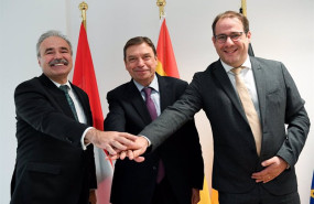ep el ministro de agricultura pesca y alimentacion luis planas mantiene una reunion con sus ep el ministro de agricultura pesca y alimentacion luis planas mantiene una reunion con sus
